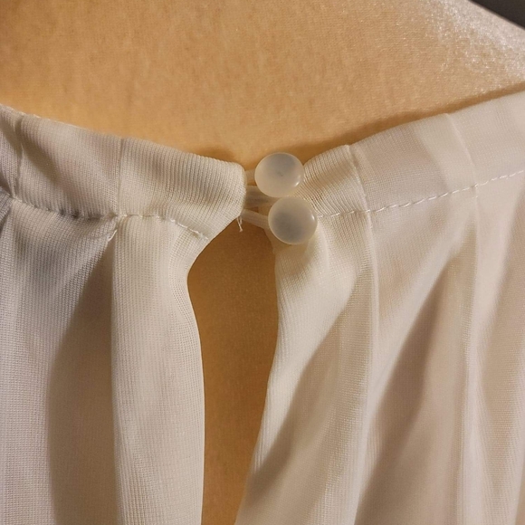 Cream and gold dress ♡ - Picture 7 of 12